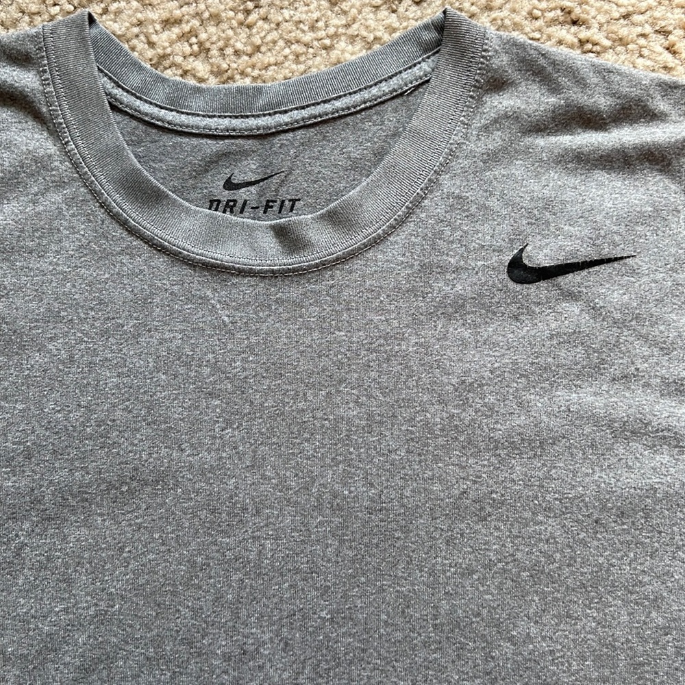 Mens Grey Nike Dri Fit T-Shirt